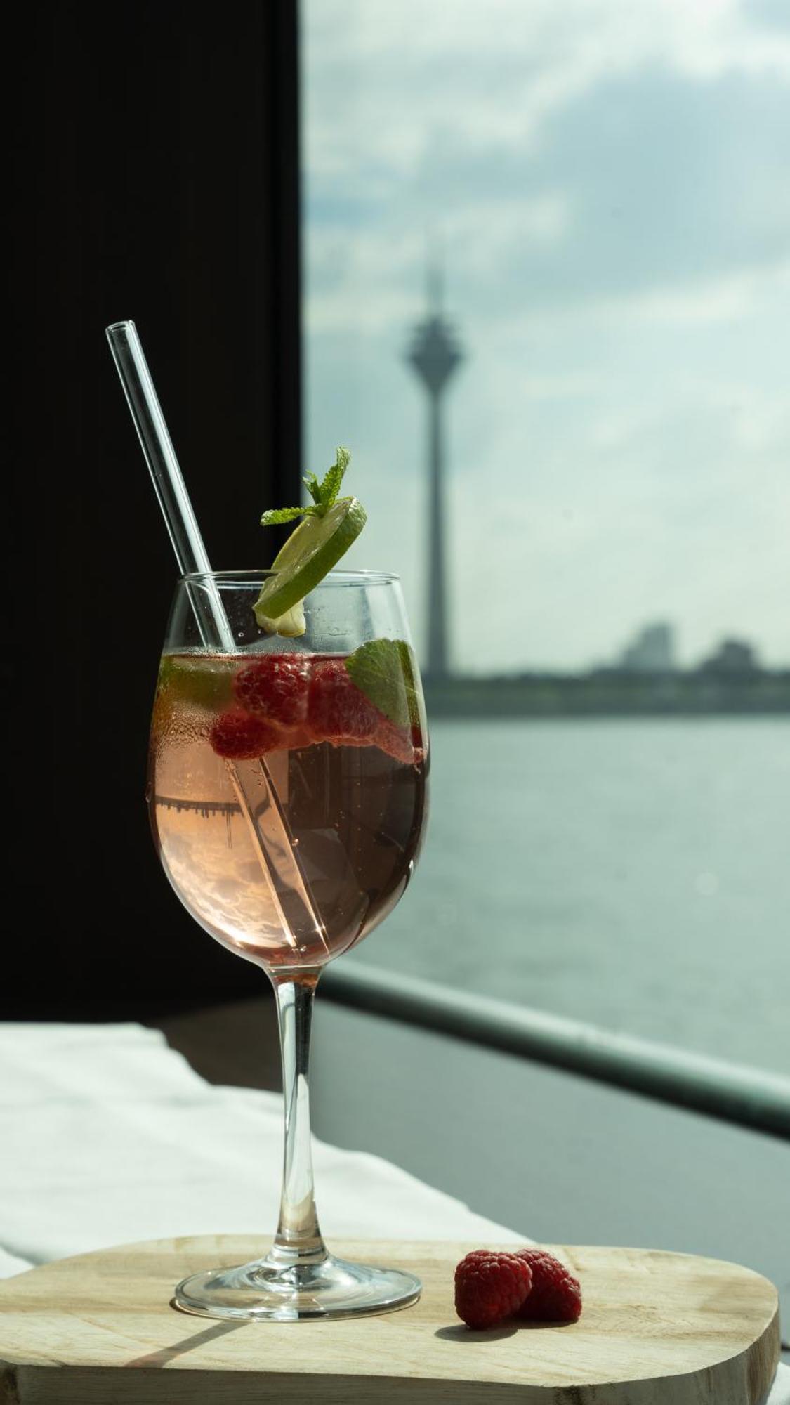 Viva Riverside Altstadt Duesseldorf Zewnętrze zdjęcie